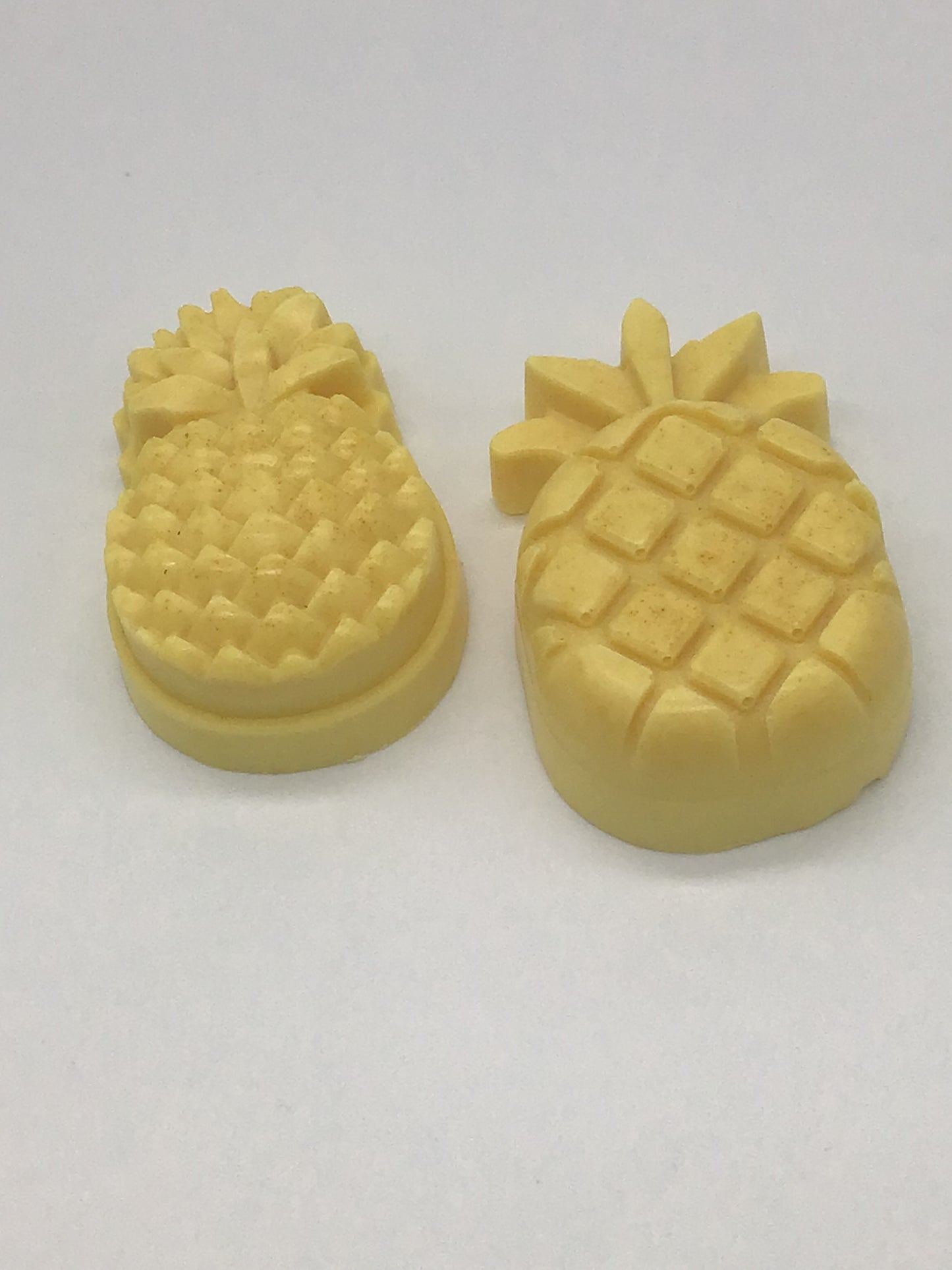 Diced Pineapples & Tumeric Soap